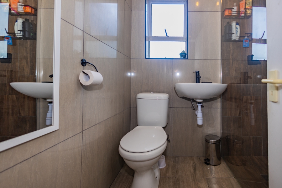 3 Bedroom Property for Sale in Glenwood Western Cape